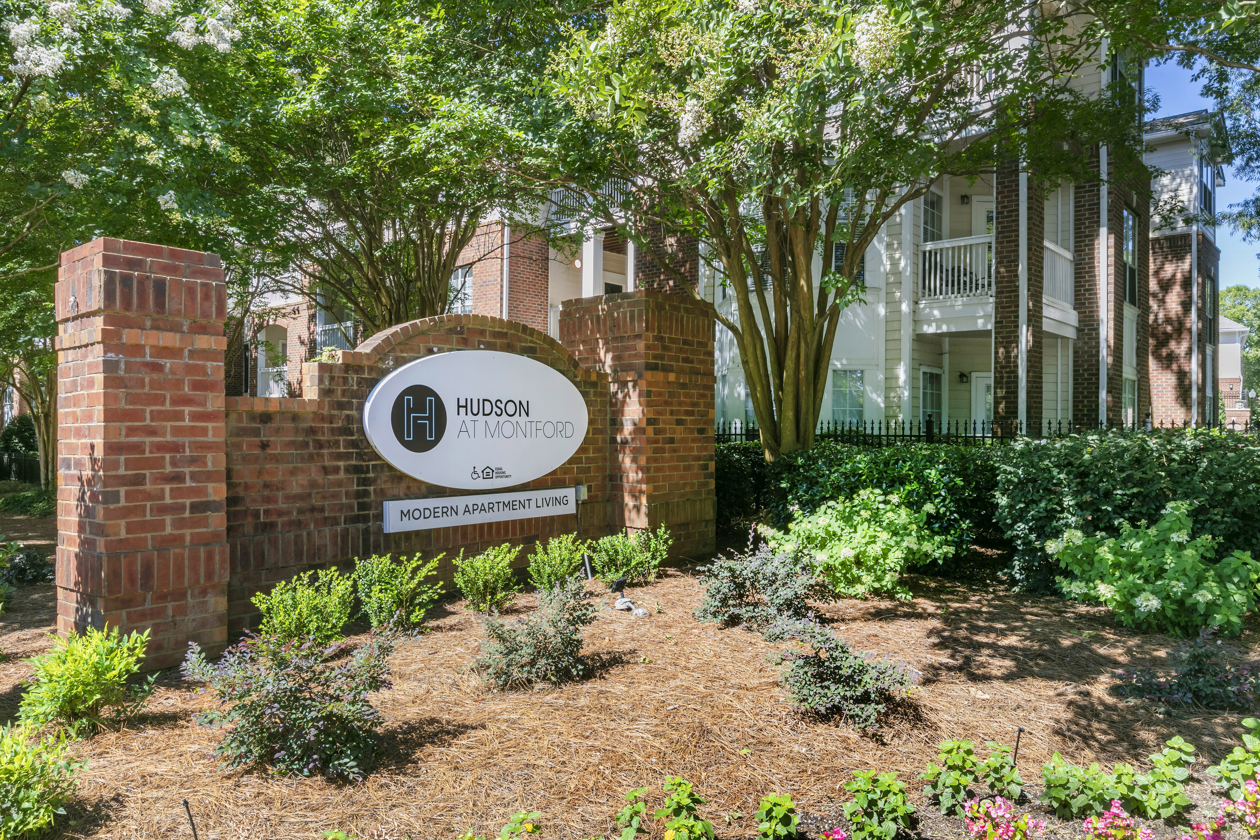 Hudson Montford The Multifamily Advisory Group at Cushman & Wakefield